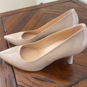 AGL nude 2 3/4 heel. Paid $450 size 39.5. Perfect condition.